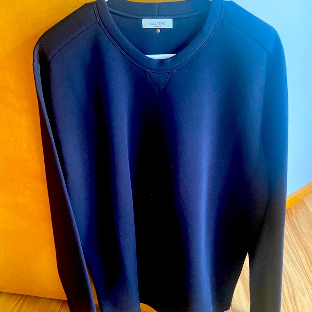 NWT Men’s Valentino sweatshirt. Navy blue. Size medium.